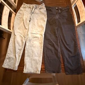 Curvy High Rise OG Loose Old Navy Size 6 - Light Wash & Black- 2 Pairs